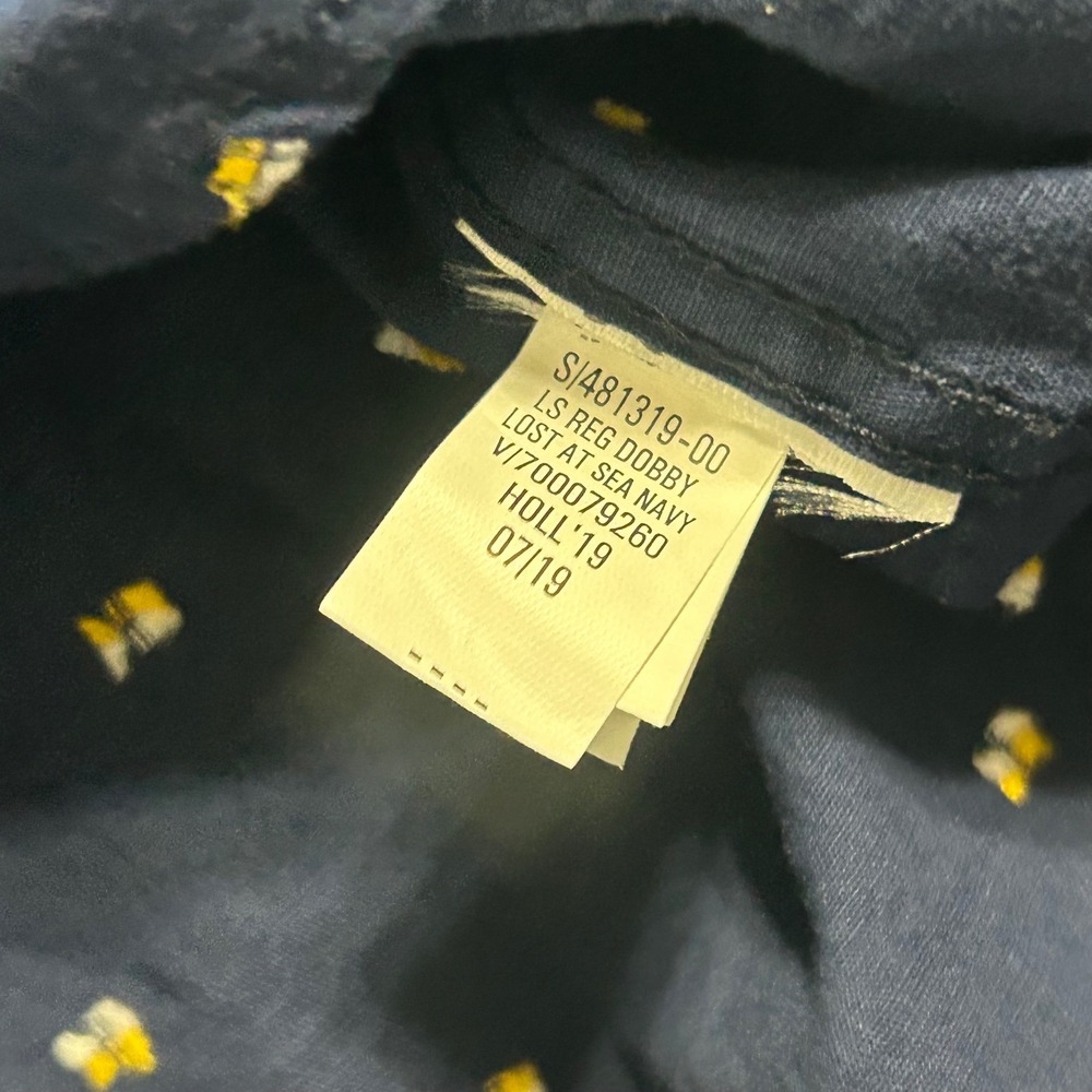 Old Navy Mens Everyday Shirt Regular Fit Navy Blue Dobby Long Sleeve Small - Picture 8 of 10